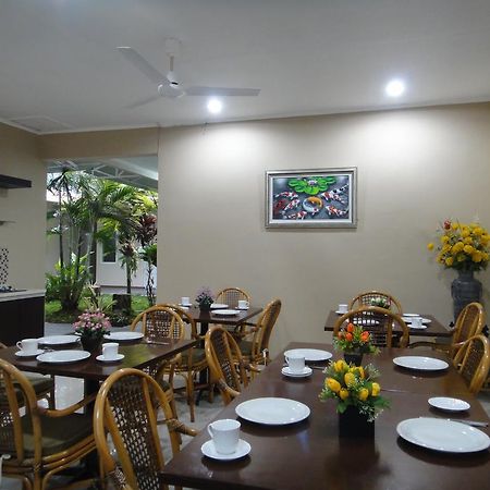 Gondia Guesthouse Dżakarta Zewnętrze zdjęcie