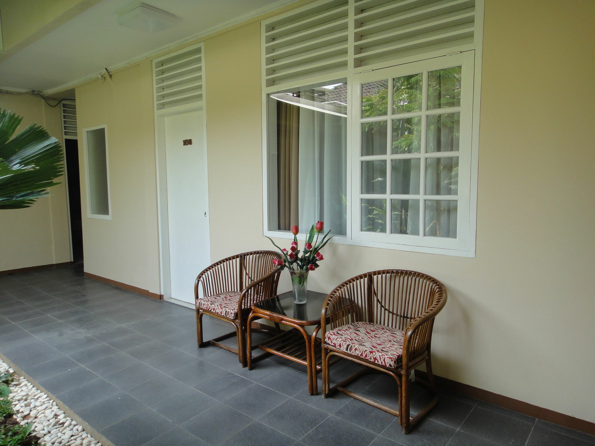 Gondia Guesthouse Dżakarta Zewnętrze zdjęcie