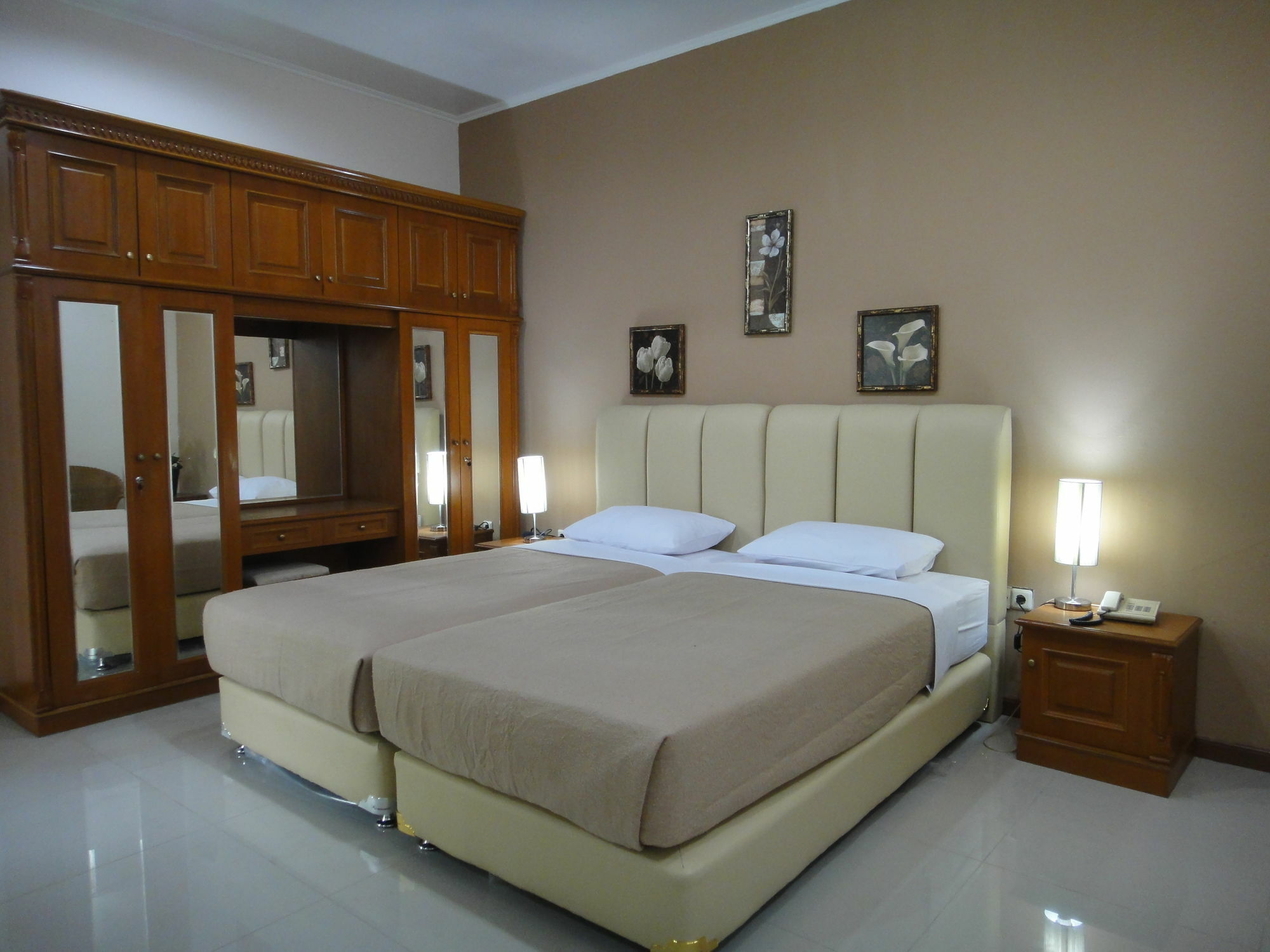 Gondia Guesthouse Dżakarta Zewnętrze zdjęcie